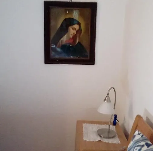 Roza Gæstehus 3*